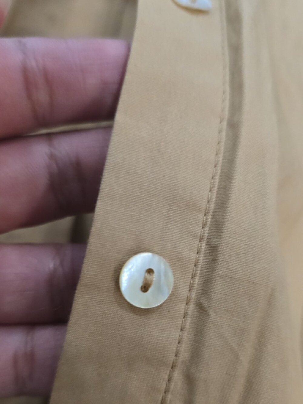 Zara Tan Button-Front Midi Dress with Puff Sleeves - Picture 4 of 5
